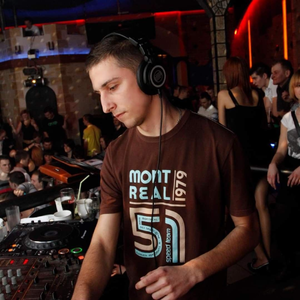 调教母狗吞精在线
